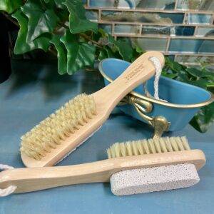 Foot pumice and nail brush